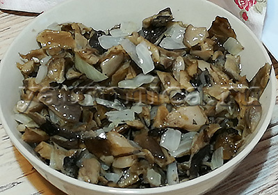 грибы с луком рецепт